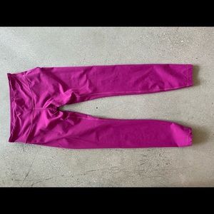Lightly used Lululemon Wunder Under leggings